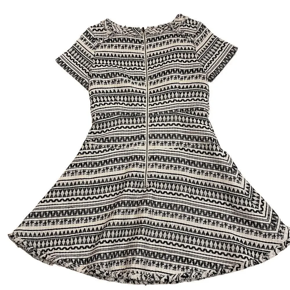 Banana Republic 8 Fit & Flare Dress | Aztec Knit, Black Ivory, NWOT Fall Capsule